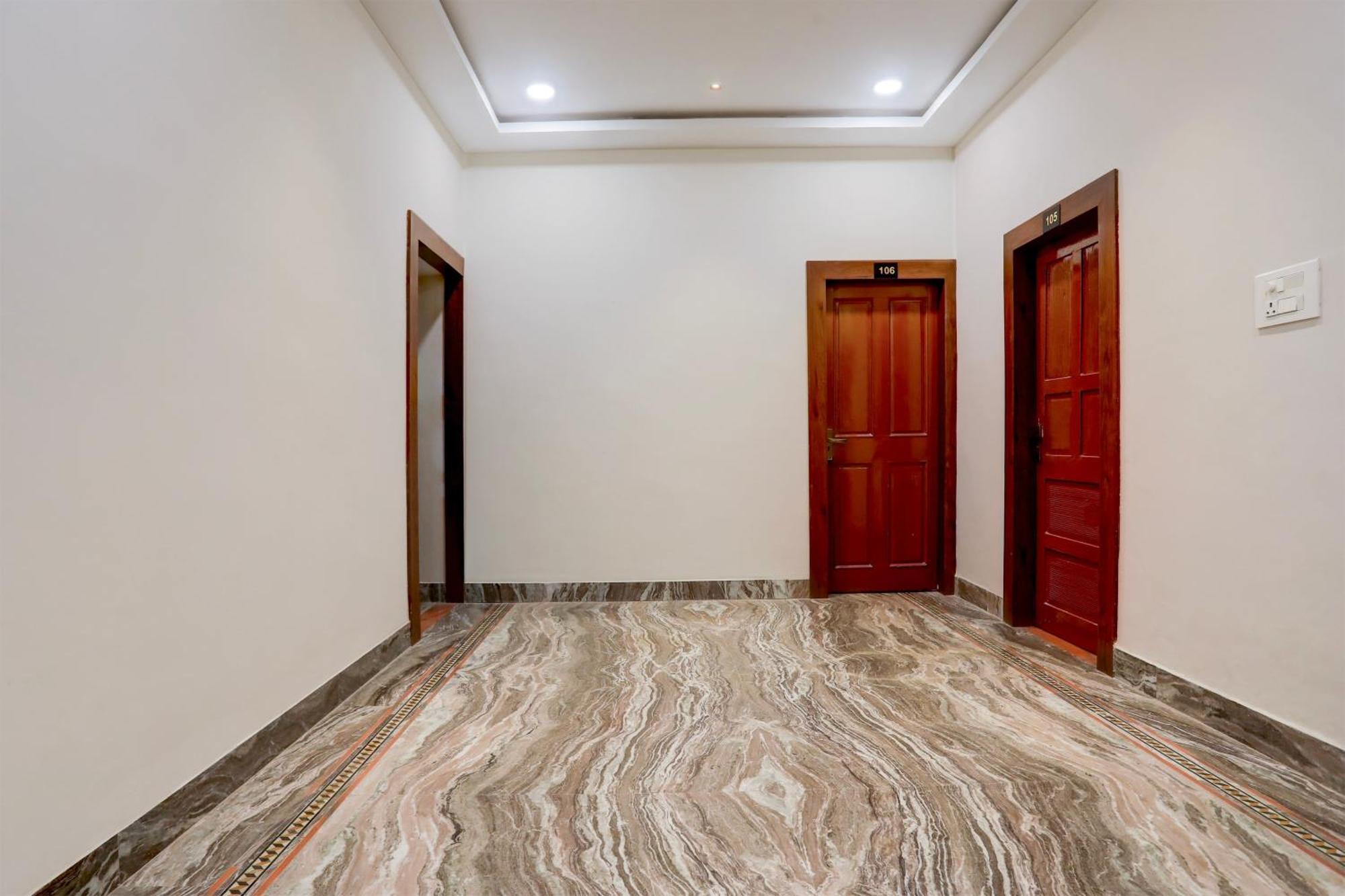 Hotel O Currency Inn Rāipur Dış mekan fotoğraf